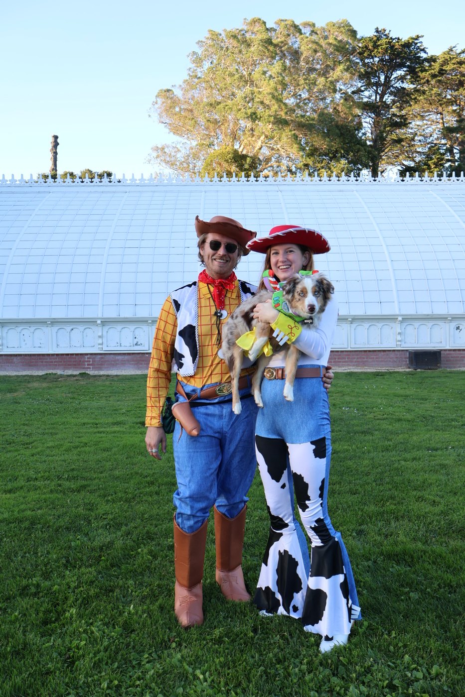 Woogie, in costume